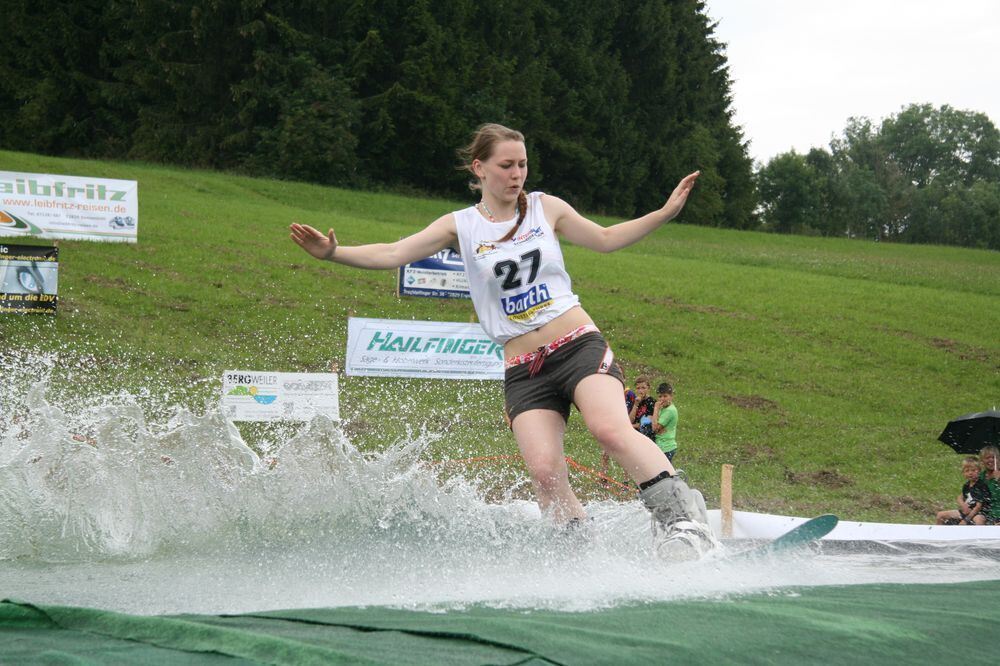 3. Waterslide-Contest der Ski-und Snowboardabteilung des TSV Undingen