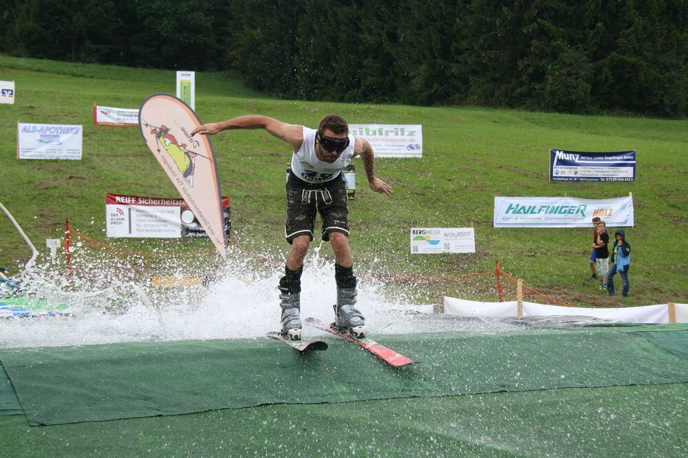 3. Waterslide-Contest der Ski-und Snowboardabteilung des TSV Undingen