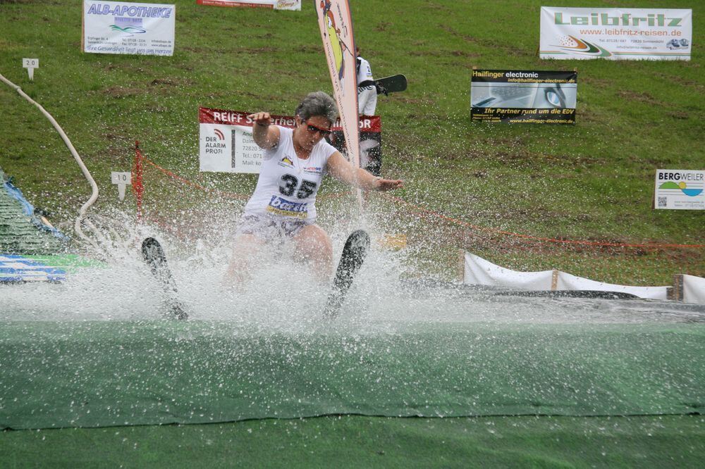 3. Waterslide-Contest der Ski-und Snowboardabteilung des TSV Undingen