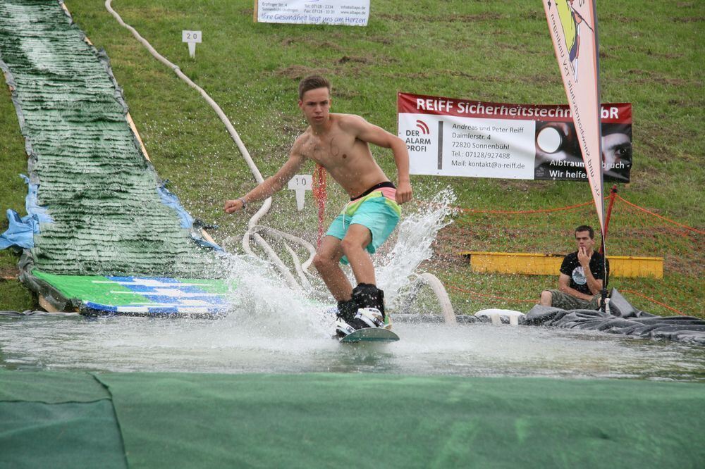 3. Waterslide-Contest der Ski-und Snowboardabteilung des TSV Undingen