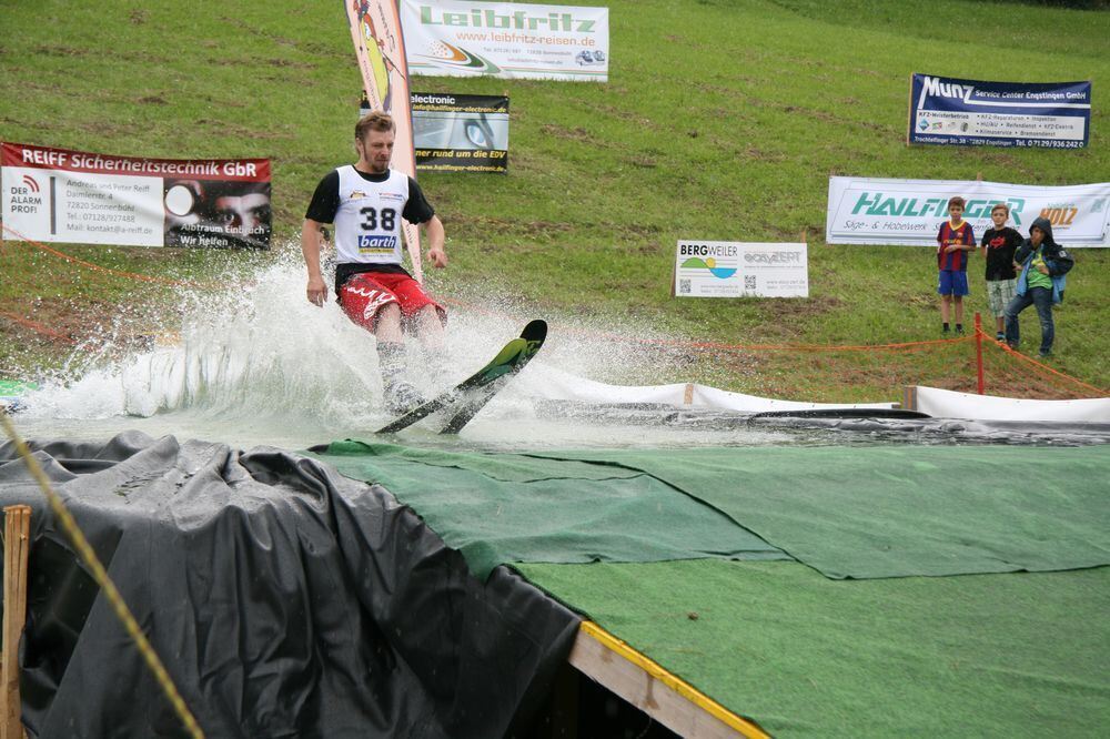 3. Waterslide-Contest der Ski-und Snowboardabteilung des TSV Undingen