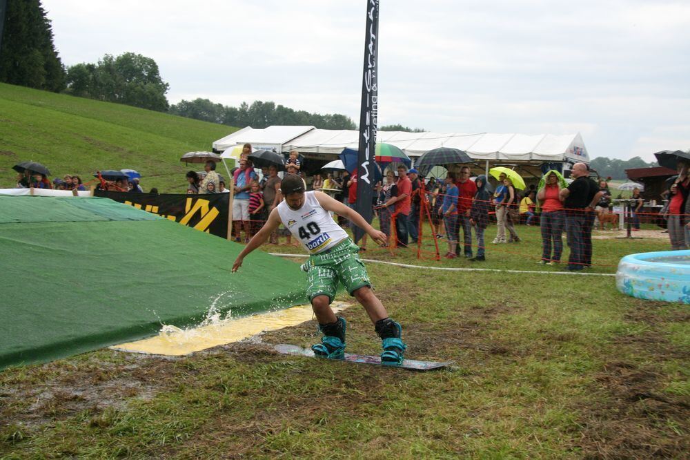 3. Waterslide-Contest der Ski-und Snowboardabteilung des TSV Undingen