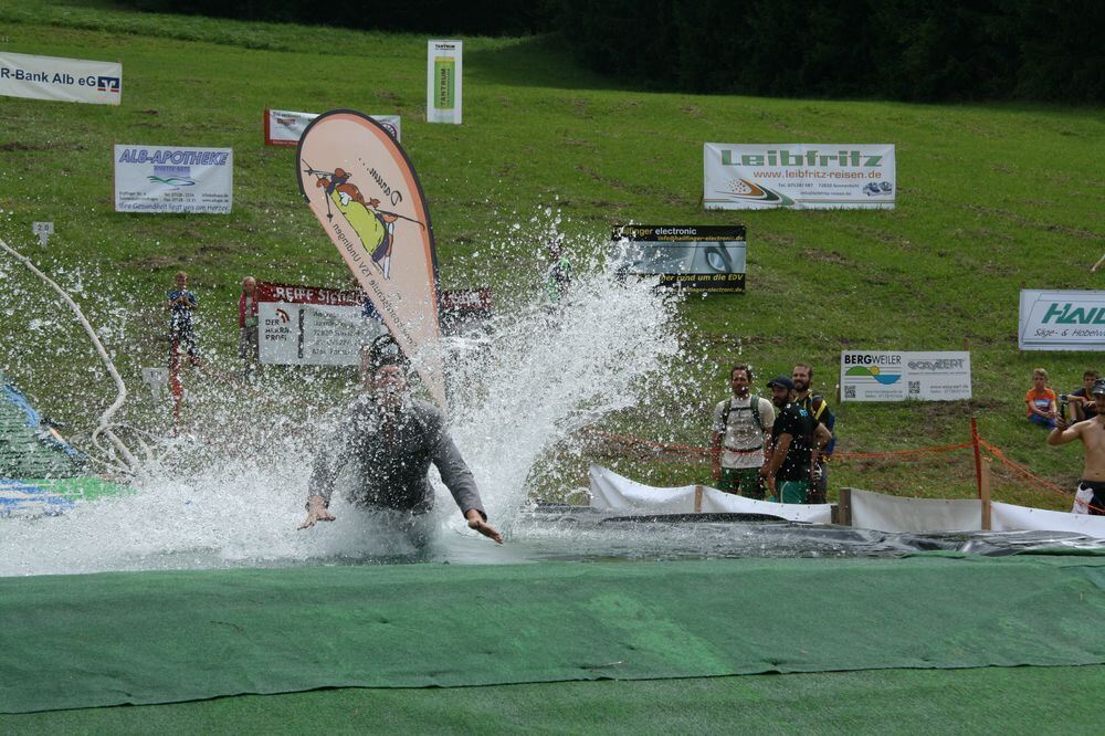 3. Waterslide-Contest der Ski-und Snowboardabteilung des TSV Undingen