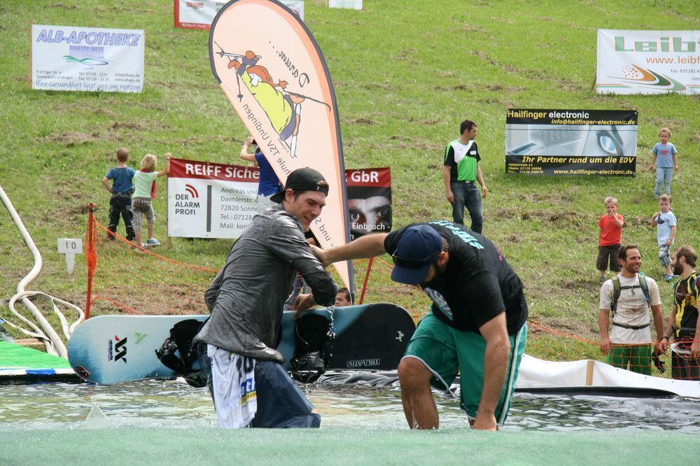 3. Waterslide-Contest der Ski-und Snowboardabteilung des TSV Undingen