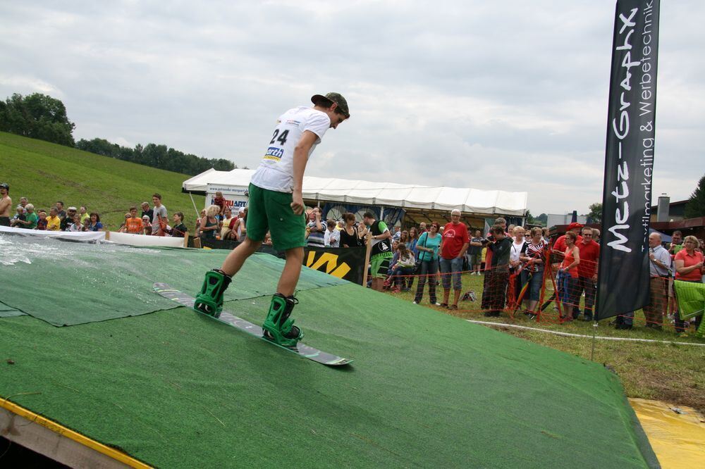 3. Waterslide-Contest der Ski-und Snowboardabteilung des TSV Undingen