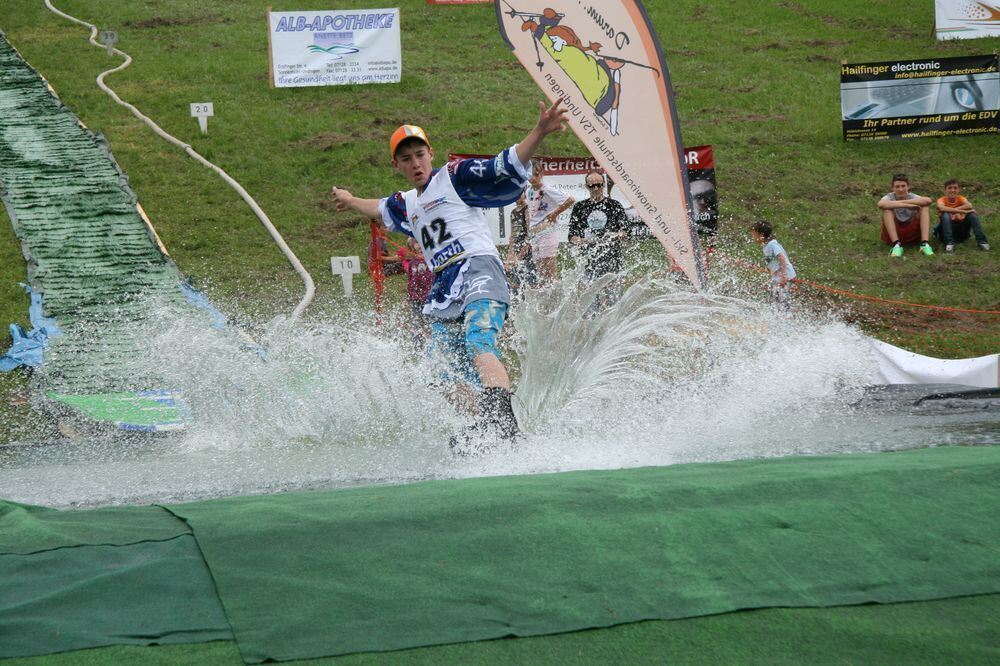 3. Waterslide-Contest der Ski-und Snowboardabteilung des TSV Undingen