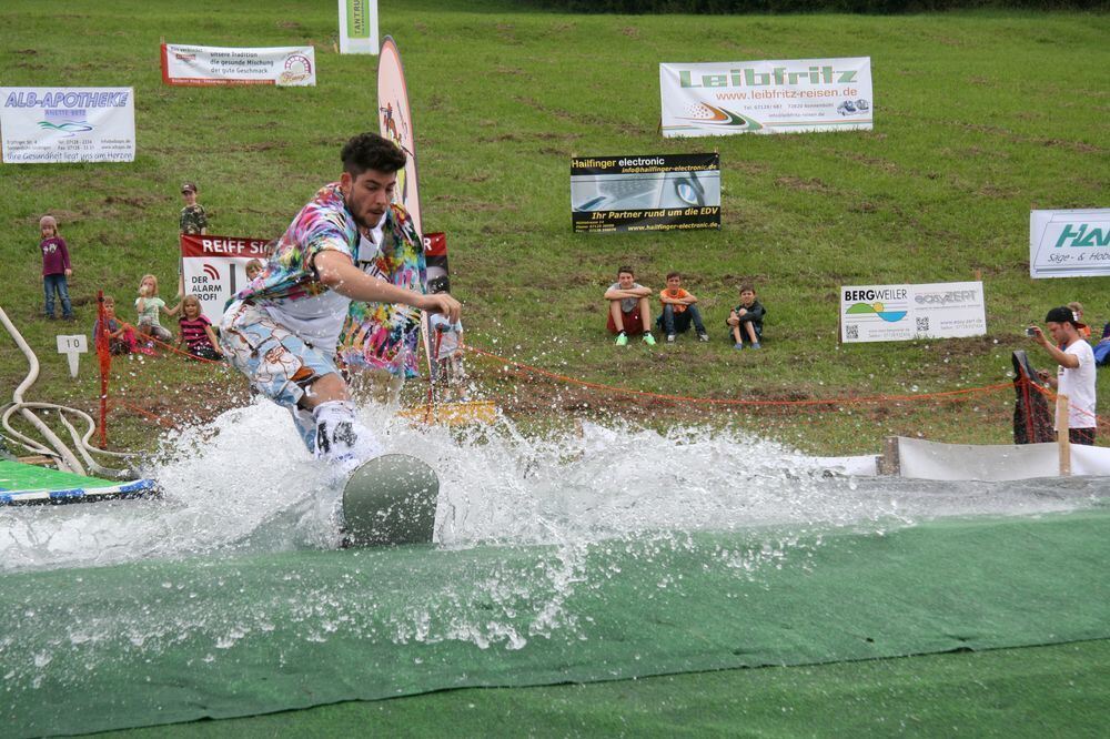 3. Waterslide-Contest der Ski-und Snowboardabteilung des TSV Undingen