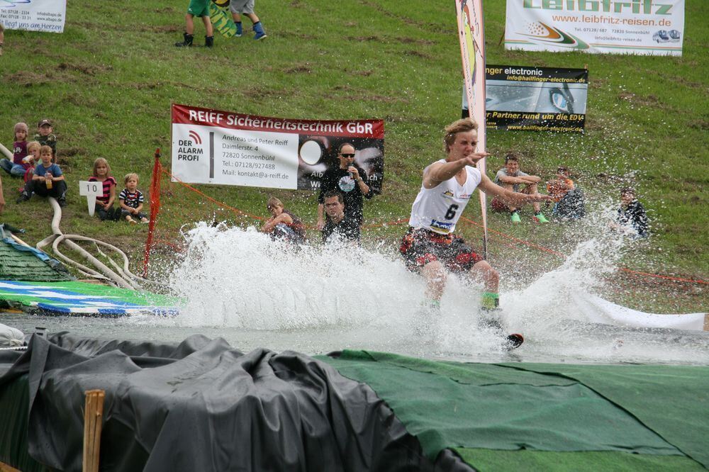 3. Waterslide-Contest der Ski-und Snowboardabteilung des TSV Undingen