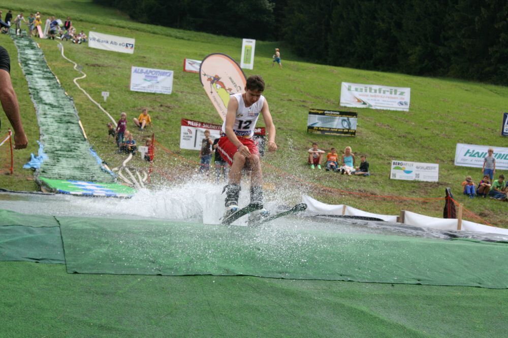 3. Waterslide-Contest der Ski-und Snowboardabteilung des TSV Undingen