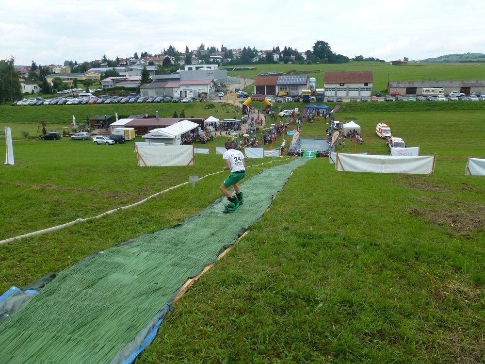 3. Waterslide-Contest der Ski-und Snowboardabteilung des TSV Undingen