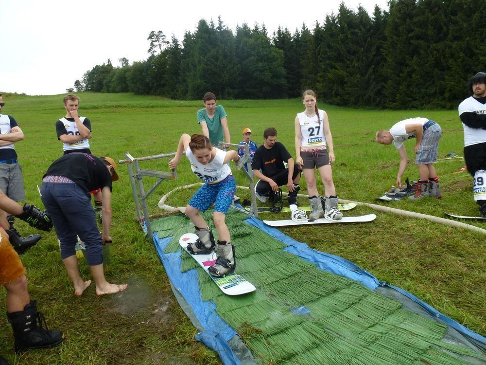 3. Waterslide-Contest der Ski-und Snowboardabteilung des TSV Undingen