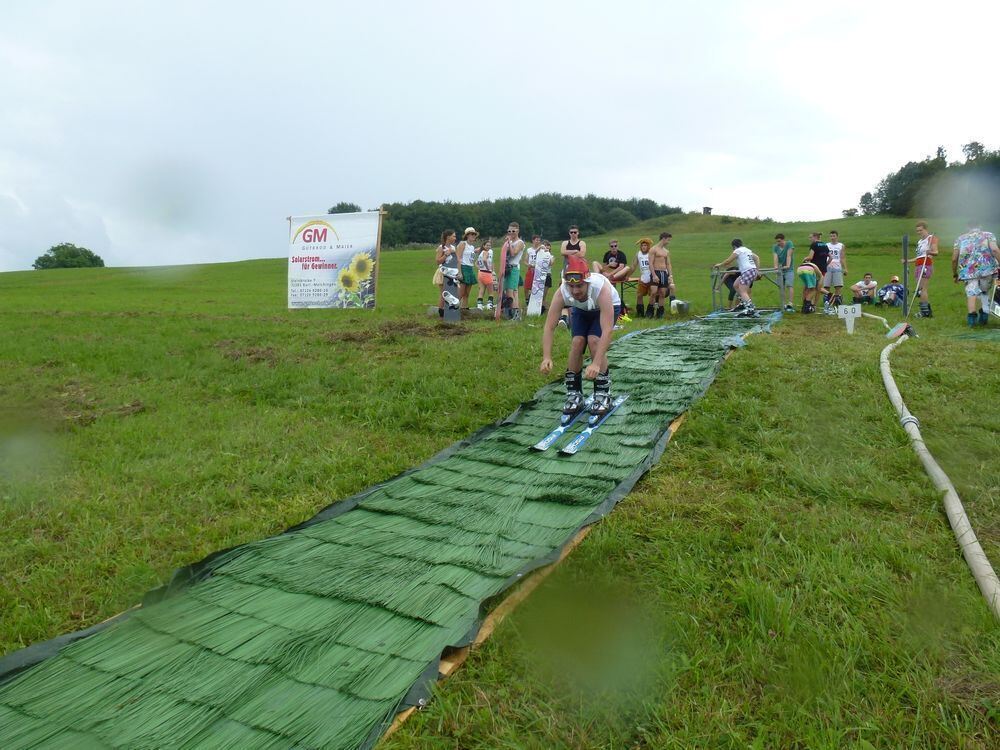 3. Waterslide-Contest der Ski-und Snowboardabteilung des TSV Undingen