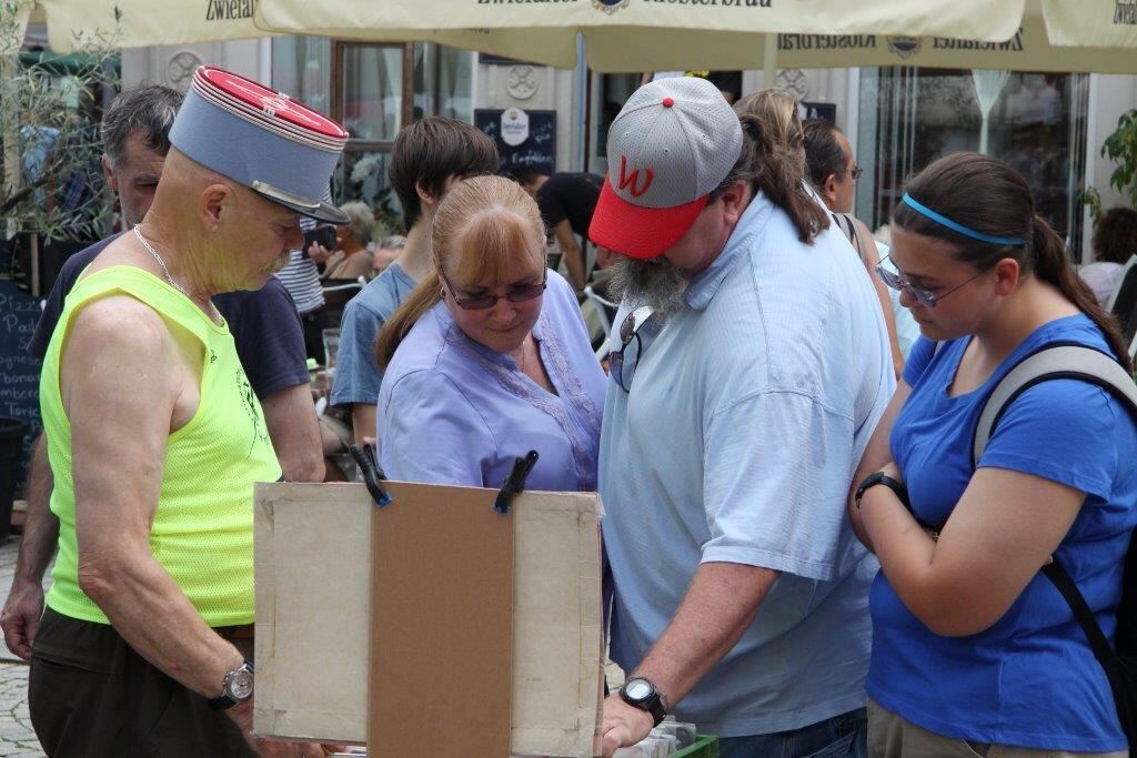 Antiquitäten- und Sammlermarkt Bad Urach 2014