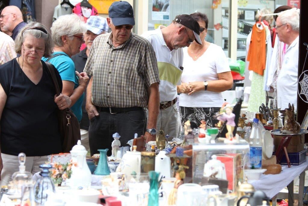 Antiquitäten- und Sammlermarkt Bad Urach 2014