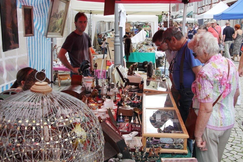 Antiquitäten- und Sammlermarkt Bad Urach 2014