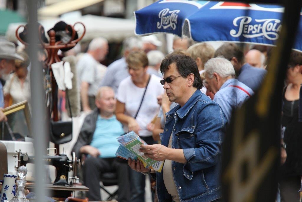 Antiquitäten- und Sammlermarkt Bad Urach 2014