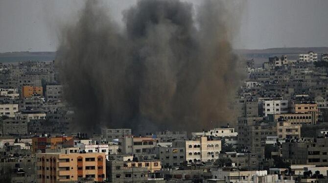 Israel griff nach Angaben von Militärsprechern am Wochenende 150 Ziele im Gazastreifen an. Foto: Mohammed Saber