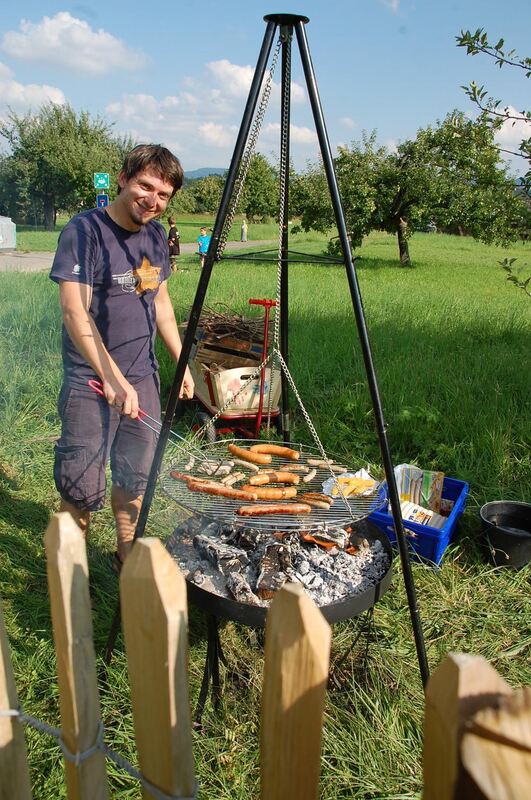 Kindergarten Jettenburg Helferfest auf der Spielwiese