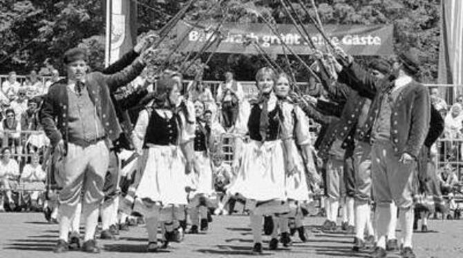 Noch bis zum Wochenende können sich Schäfertöchter und -söhne zum Schäferlauf anmelden.  GEA-ARCHIV-FOTO: PACHER