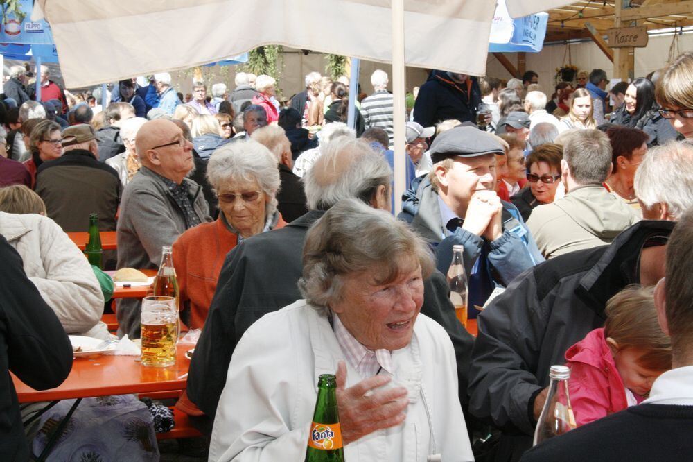 Dorfhockete Holzelfingen 2014