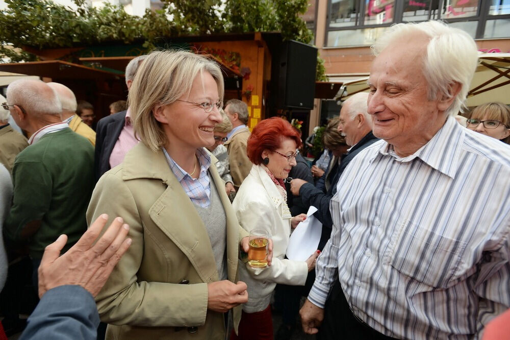 Eröffnung des Weindorf 2014