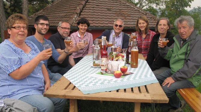 Unmengen an Obst werden derzeit in den Mostereien der Region zu Saft gepresst, nicht nur in Dettingen: Im Obstbaumuseum in Glems