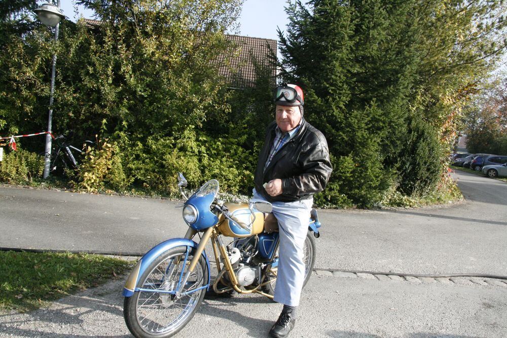 14. Roller- und Kleinwagentreffen beim Automuseum in Engstingen 2014