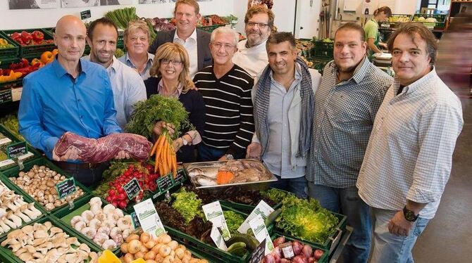 Ob Fleisch, Fisch oder Gemüse: Die Gastronomen – hier eine Auswahl der Beteiligten – legen großen Wert darauf, dass für die Menü