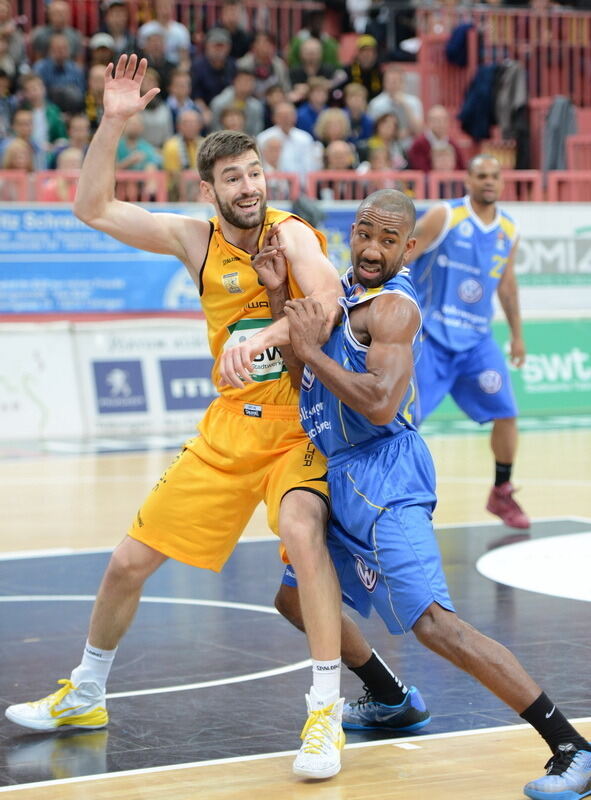 Walter Tigers Tübingen - Löwen Braunschweig 93:76