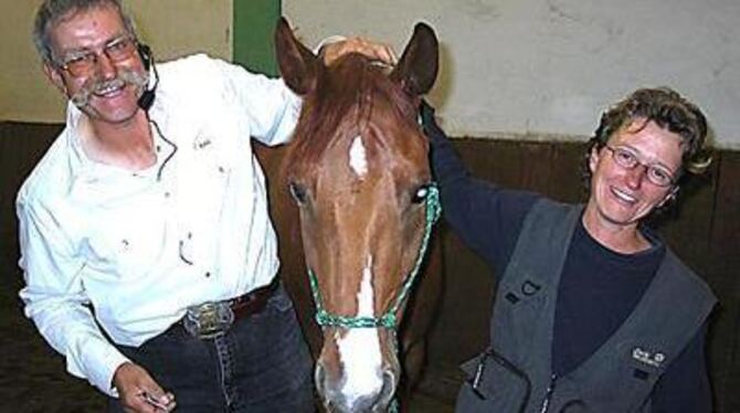 Pferdeflüsterer Berni Zambail demonstrierte mit seinem Wallach Apartis, was &raquo;Natural Horse-Man-Ship&laquo; bedeutet. Nicla