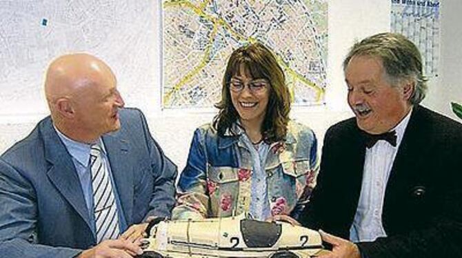 Haben den Familientag zur »Retromotor« in Reutlingen organisiert: Peter Voss (RT-Aktiv), Tanja Ulmer (Stadtmarketing
