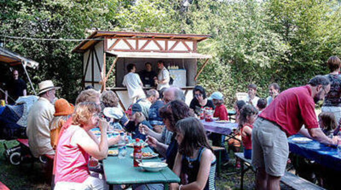 Start des Ferienprogramms mit Maultaschen und Tortellini. FOTO: LEIPPERT