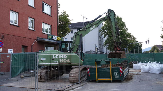 Der Bagger von Geomer bei der Arbeit.