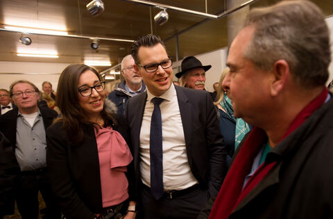 OB-Wahl in Reutlingen: Keiner hat die absolute Mehrheit ...