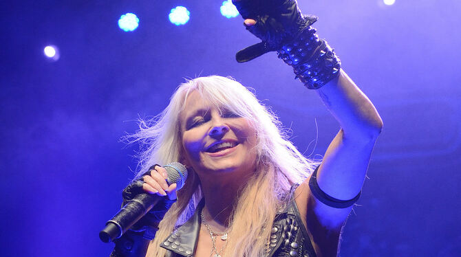 Doro Pesch behauptet sich in der harten Männerdomäne des Metal.  FOTO: PIETH