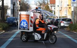 Einsatzort Fahrradstraße Charlottenstraße: Das Safety Bike mit Edwin Filipps am Lenker auf der Suche nach allem, was Radler stör