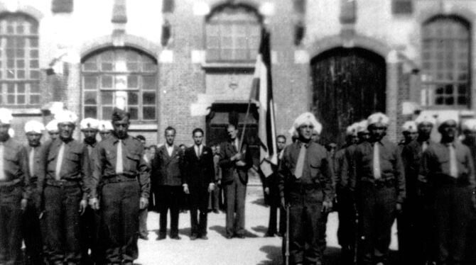 Am 8. Mai vor 75 Jahren war der Zweite Weltkrieg offiziell vorbei. Am 10. Mai gab es auf dem Turnhallenplatz in Metzingen, dem h