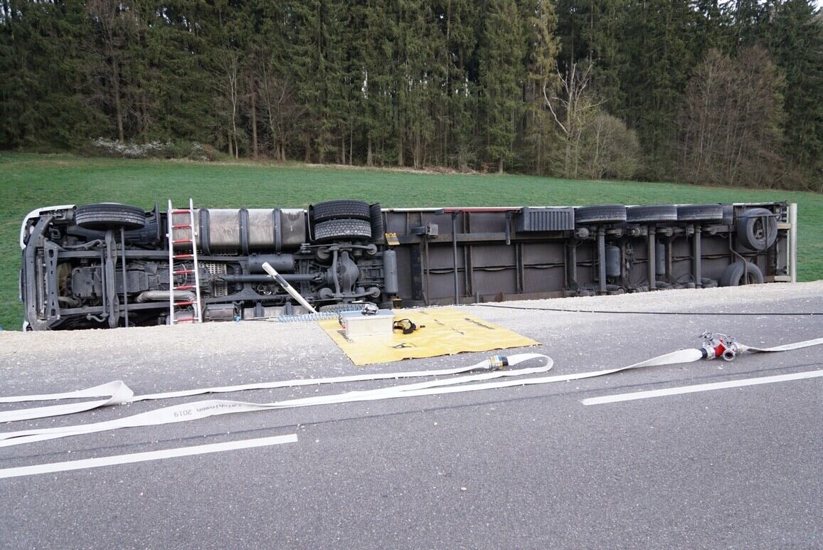 04_20_LKW_Unfall_18