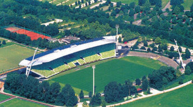 Kreuzeiche-Stadion GEA-FOTO: REISNER