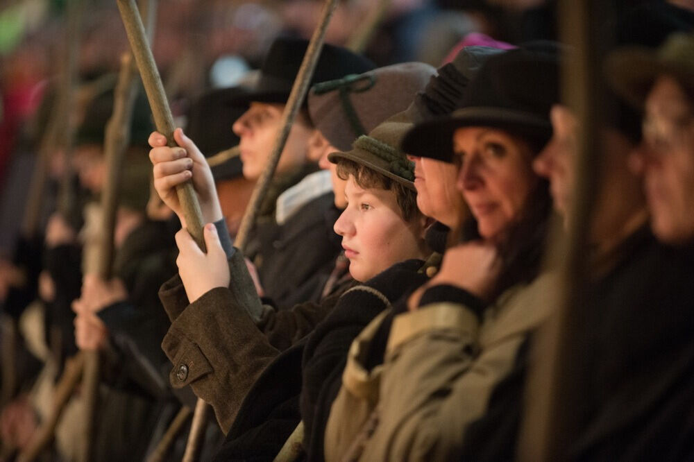 Marbach: Weihnachtsspiel mit Hufeisen