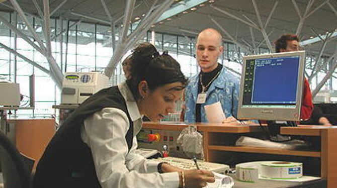 Check-In: Funktioniert die Gepäckanlage im neuen Terminal 3? GEA-FOTO: STEPHAN ZENKE