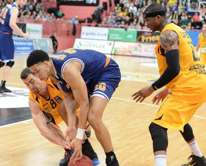 Tübingen - Bremerhaven 84:80