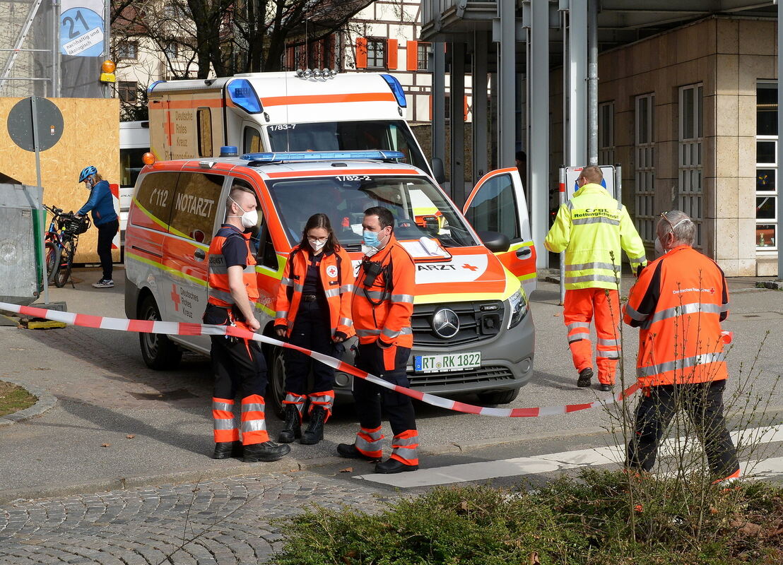 Stadt-0503-8Polizeieinsatz-Niethammer