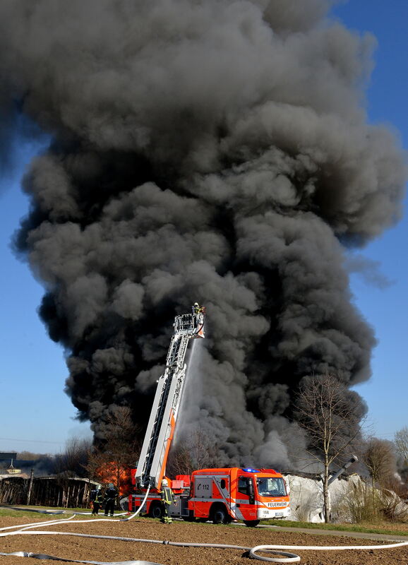 Stadt-2403-11Brand Mittels-Niethhamer