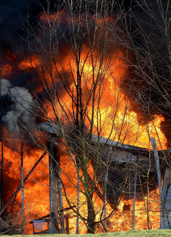 Stadt-2403-15Brand Mittels-Niethhamer