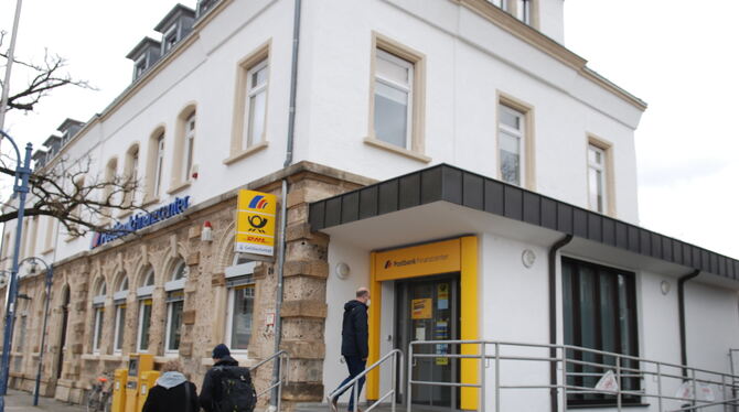 Spätestens Ende des Jahres soll Schluss sein für die Postbank Metzingen, die nicht nur Finanzdienstleistungen anbietet, sondern