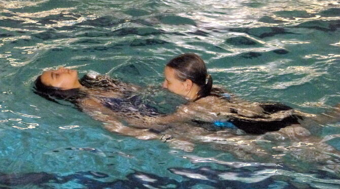 Viele Grundschulen können momentan keinen Schwimmunterricht anbieten.  FOTO: DLRG