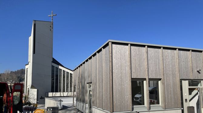 Der Neubau für den katholischen Kindergarten St. Josef kann gut eineinhalb Jahre nach dem Spatenstich bezogen werden. Im Innern