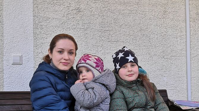 Swetlana Parkhomenko (37) ist mit ihren Töchtern Sofia (9) und Solomia (2) aus der Westukraine geflohen. Sie wohnt jetzt bei ihr