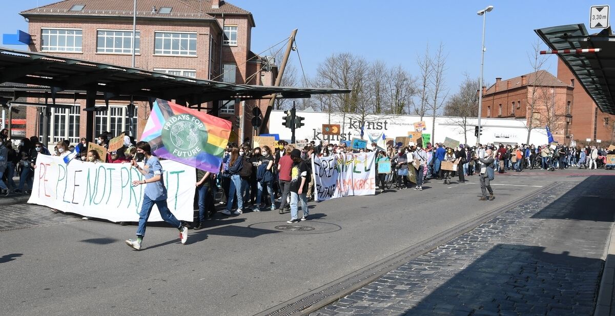 fridaysforfuture_250322_zen_10